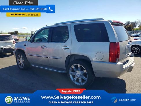 Used 2007 Cadillac Escalade 4dr Sport Utility w/ Climate Package image 3
