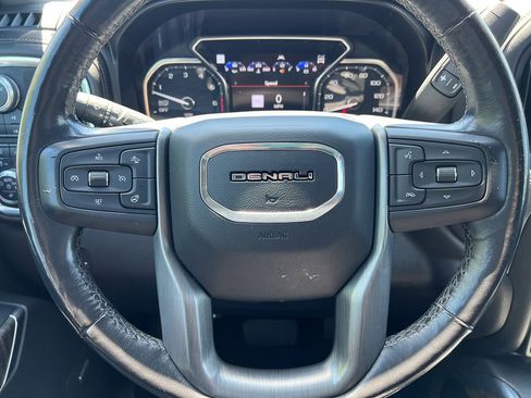 Used 2020 GMC Sierra 1500 Denali w/ Denali Ultimate Package AWD/4WD image 17