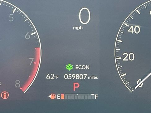 Used 2024 Honda CR-V EX image 9