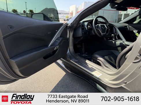 Used 2016 Chevrolet Corvette Stingray Coupe w/ Carbon Flash Badge Package RWD image 5