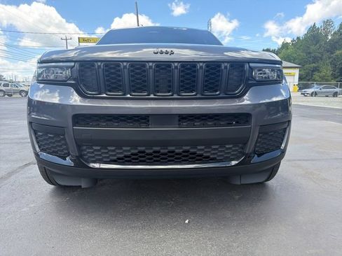 Used 2021 Jeep Grand Cherokee L Laredo AWD/4WD image 24