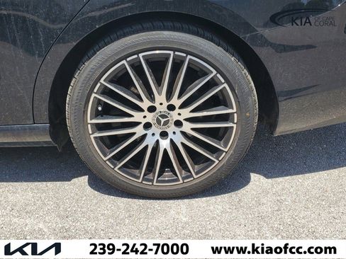 Used 2022 Mercedes-Benz C 300 4MATIC Sedan image 8