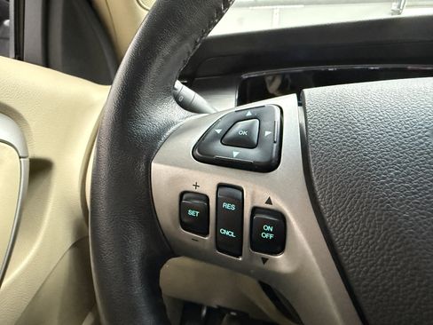 Used 2015 Ford Taurus SEL w/ Equipment Group 201A image 14