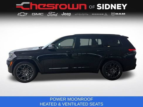 Used 2023 Jeep Grand Cherokee L Summit AWD/4WD image 8