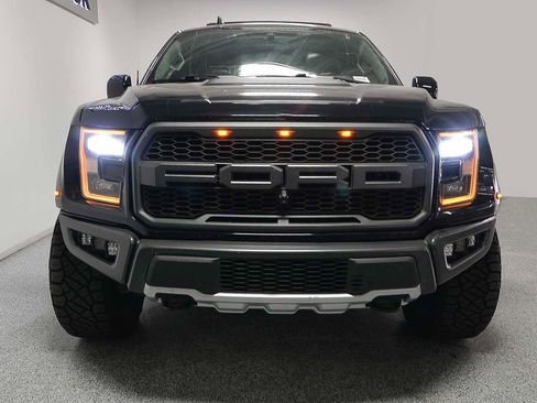 Used 2019 Ford F150 Raptor w/ Equipment Group 802A Luxury AWD/4WD image 2