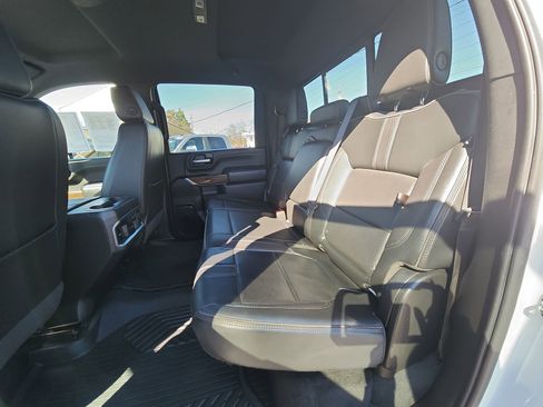 Used 2023 Chevrolet Silverado 2500 High Country w/ LPO, Hitch Package image 24