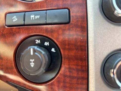 Used 2013 Ford F350 King Ranch image 41