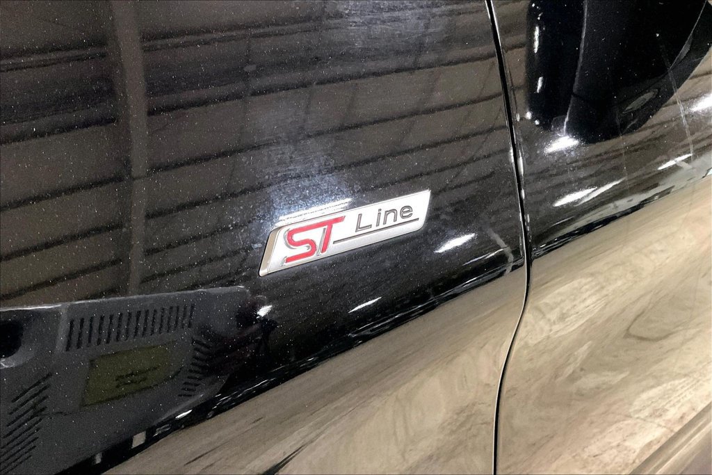 Certified 2025 Ford Explorer ST-Line w/ ST-Line Street Pack AWD/4WD image 8