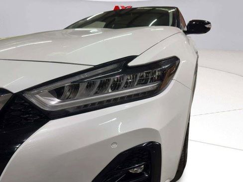 Used 2019 Nissan Maxima Platinum w/ Illumination Package FWD image 9