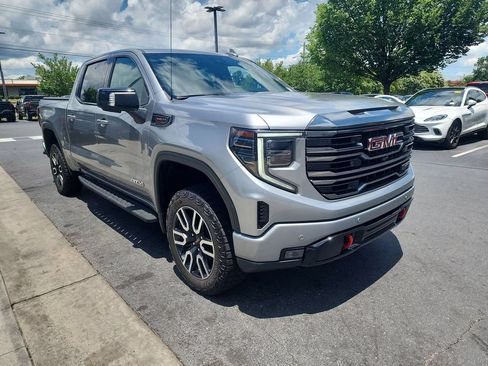 Certified 2023 GMC Sierra 1500 AT4 w/ AT4 Premium Package AWD/4WD image 2