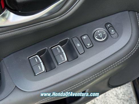 Certified 2025 Honda HR-V EX-L image 22