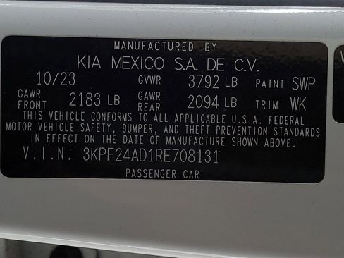Used 2024 Kia Forte LXS FWD image 33