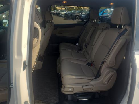 Used 2023 Honda Odyssey Elite image 29