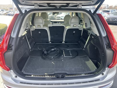 Used 2022 Volvo XC90 T8 Inscription w/ Advanced Package image 34