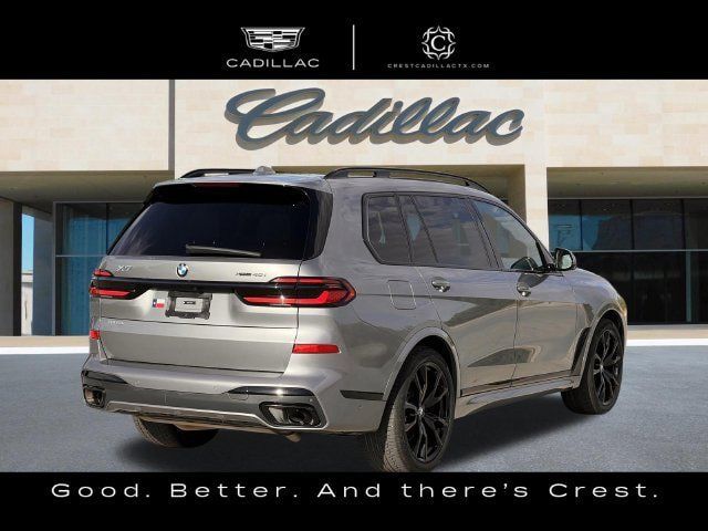 Used 2024 BMW X7 xDrive40i w/ M Sport Package AWD/4WD image 3