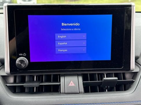 Used 2025 Toyota RAV4 SE w/ Convenience Package AWD/4WD image 29