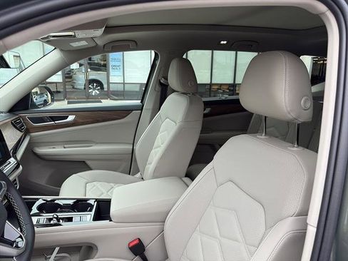 New 2026 Volkswagen Atlas SE image 15