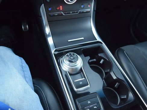 Certified 2019 Ford Edge ST w/ Equipment Group 401A image 16