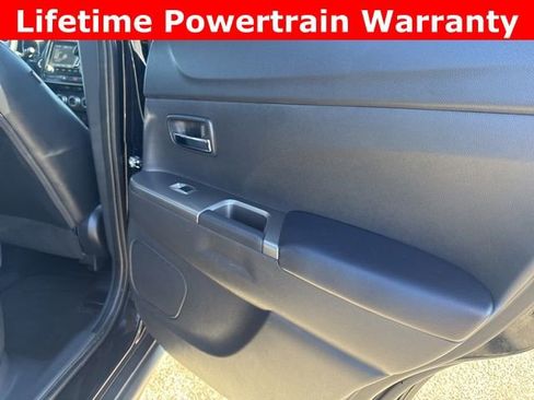 Used 2025 Mitsubishi Outlander Sport SE image 21