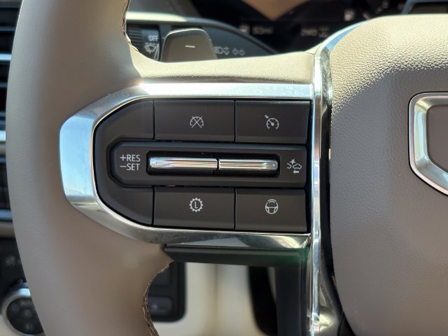 New 2026 GMC Yukon Denali w/ Denali Reserve Package AWD/4WD image 32