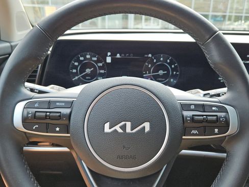 Certified 2025 Kia Sportage SX FWD image 27