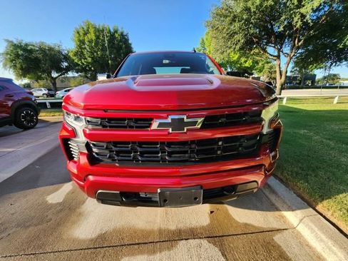 Used 2025 Chevrolet Silverado 1500 RST w/ Z71 Off-Road Package AWD/4WD image 2