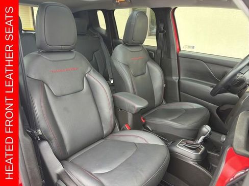 Used 2023 Jeep Renegade Trailhawk w/ Sun/Sound Group AWD/4WD image 5