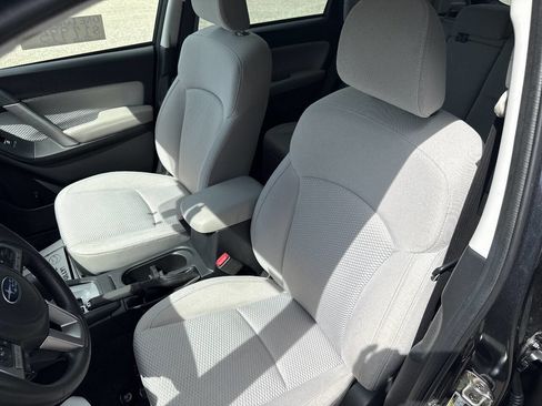 Used 2018 Subaru Forester 2.5i Premium AWD/4WD image 13