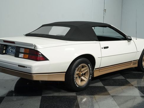Used 1988 Chevrolet Camaro LT image 11