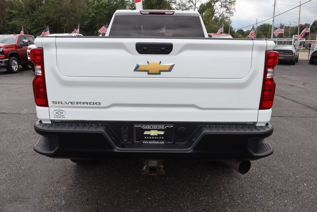 Used 2024 Chevrolet Silverado 3500 W/T AWD/4WD image 23
