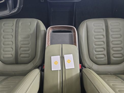 Used 2024 Rivian R1T Adventure AWD/4WD image 29