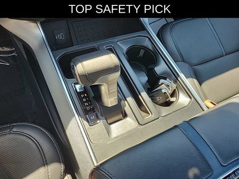Used 2025 Ford F150 Platinum w/ Equipment Group 702A High AWD/4WD image 32