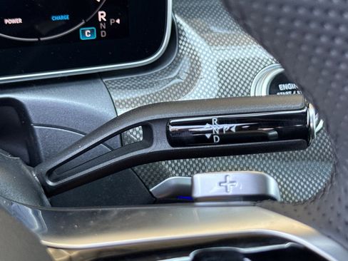 Used 2025 Mercedes-Benz CLE 300 4MATIC Coupe image 19