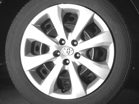 Used 2025 Toyota Corolla LE FWD image 15