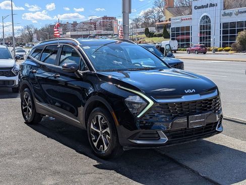 Certified 2023 Kia Sportage EX image 4