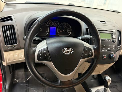 Used 2010 Hyundai Elantra SE image 26