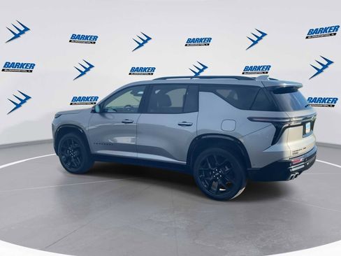 Used 2024 Chevrolet Traverse RS w/ LPO, Floor Liner Package image 12