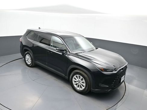 Certified 2025 Toyota Grand Highlander AWD image 37