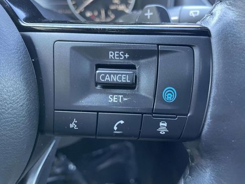 Used 2021 Nissan Rogue SL w/ Premium Package image 35