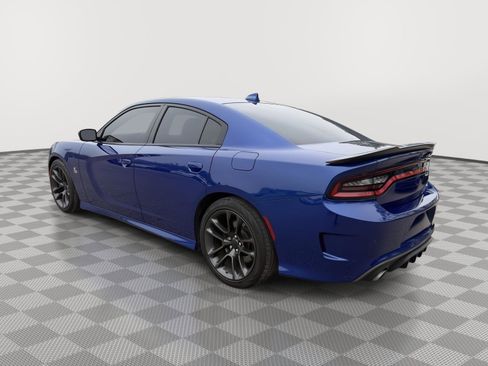 Used 2020 Dodge Charger Scat Pack RWD image 5