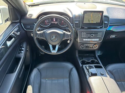 Used 2018 Mercedes-Benz GLE 350 w/ Premium 1 Package image 23