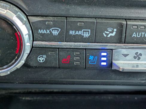 Certified 2026 Ford F250 Lariat AWD/4WD image 13