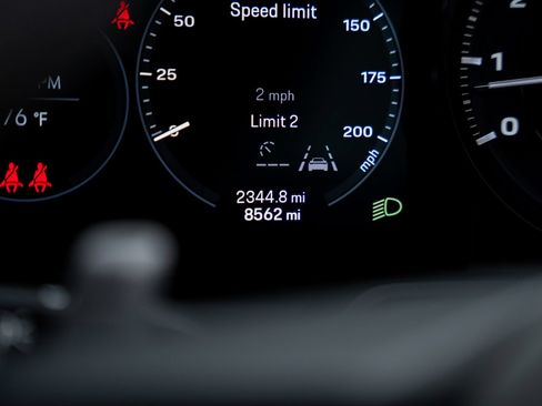 Used 2020 Porsche 911 Carrera S RWD image 40