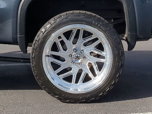 Used 2021 GMC Sierra 1500 Denali w/ Denali Ultimate Package image 14