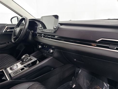 Used 2024 Mitsubishi Outlander SEL FWD image 43