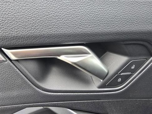 New 2025 Audi Q3 2.0T Premium Plus image 24