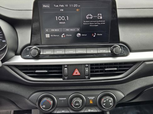 Used 2024 Kia Forte LXS image 18