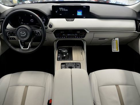 Certified 2025 MAZDA CX-90 Plug-In Hybrid w/ Premium Plus image 16