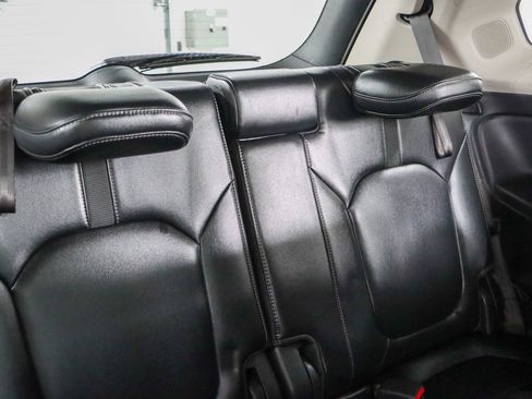 Used 2023 Honda Pilot Touring image 30