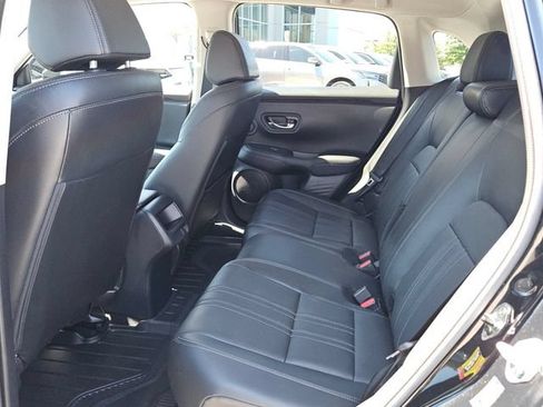 Used 2024 Honda HR-V EX-L image 4